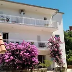 Near The Apartamento *